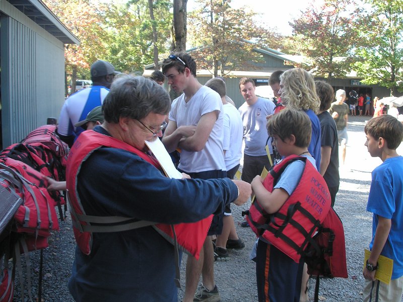 Whitewater rafting - golf trip 2008 023.jpg